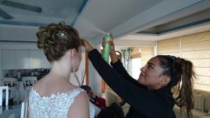 Hairstyle for bride in cancun